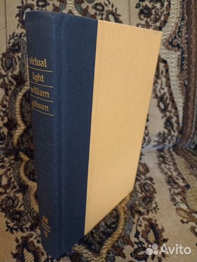 Автограф Уильяма Гибсона (William Gibson) на книге