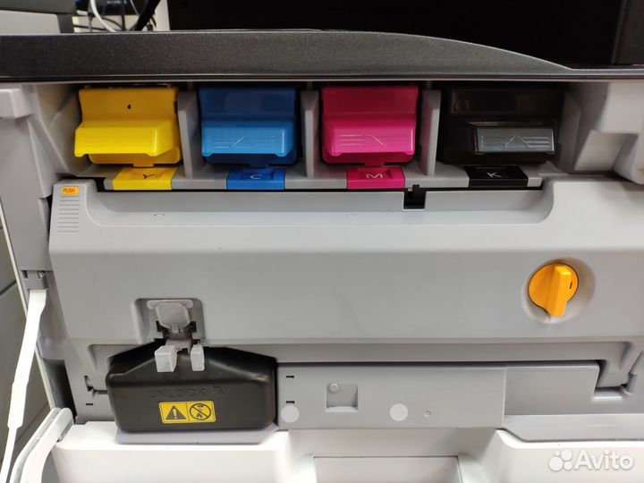 Мфу А3 цветной Kyocera M8124