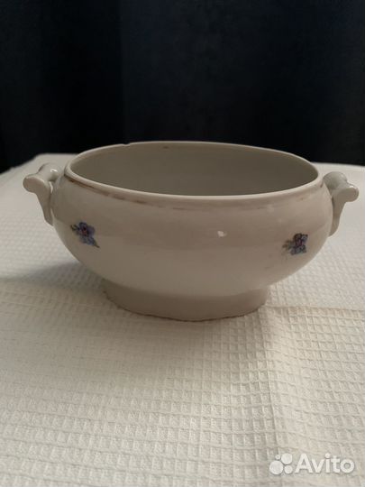 Фарфоровая икорница