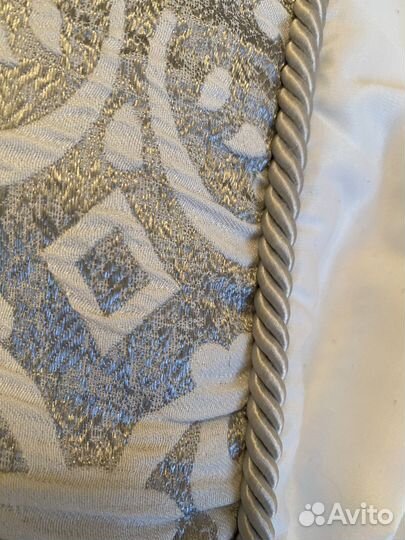 Комплект покрывало и 6 подушек