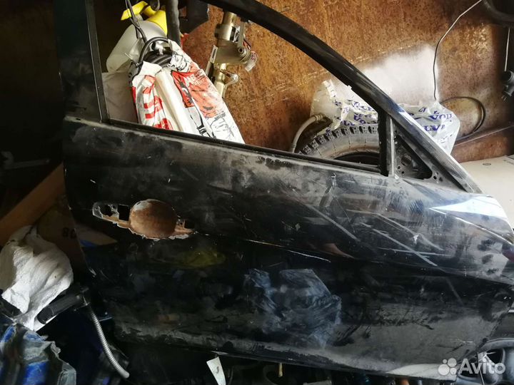 Правая дверь Mazda rx-8