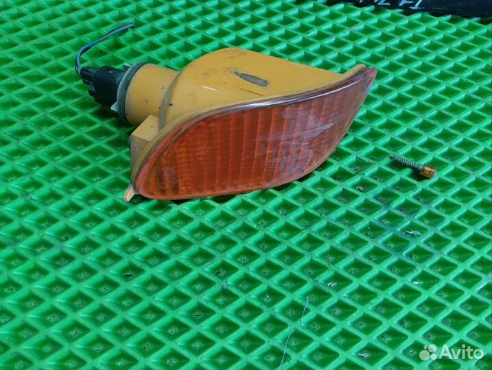 Повторитель переднего бампера Форд Фокус1