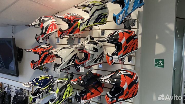 Шлем мотоциклетный Airoh Aviator новый