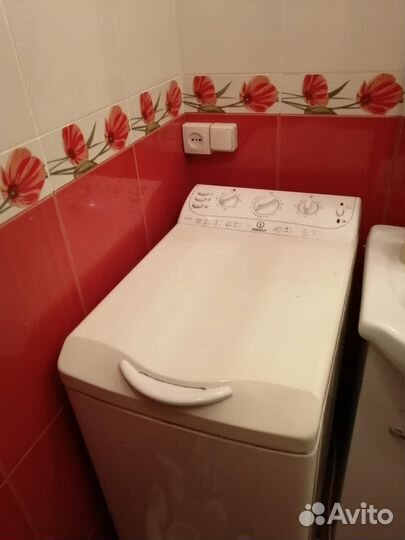 Стиральная машина с вертикальной загрузкой