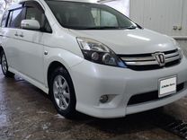 Toyota Isis 1.8 CVT, 2012, 78 000 км, с пробегом, цена 1 690 000 руб.