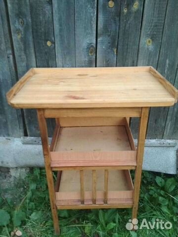 Тумбочка стол