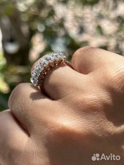 Новое кольцо с бриллиантами 0,7ct