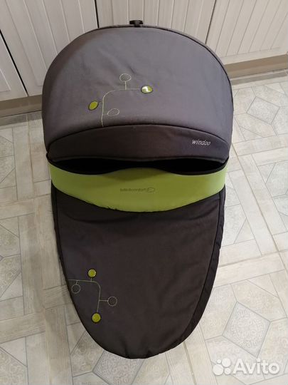 Автомобильная люлька Bebe Comfort Windoo