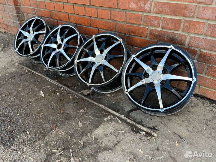 5 108 R15 Ford Volvo Форд диски