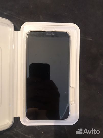 Экран на iPhone xr