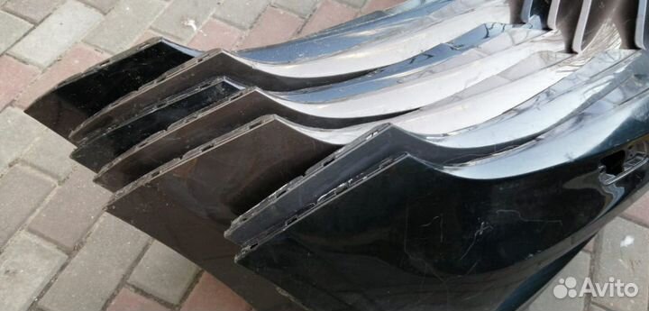 Бампер передний Volkswagen Touareg NF