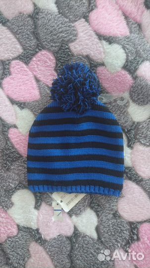 Шапка новая фирмы sela