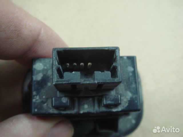 Ниссан кнопка открывания багажника X-Trail T32 13