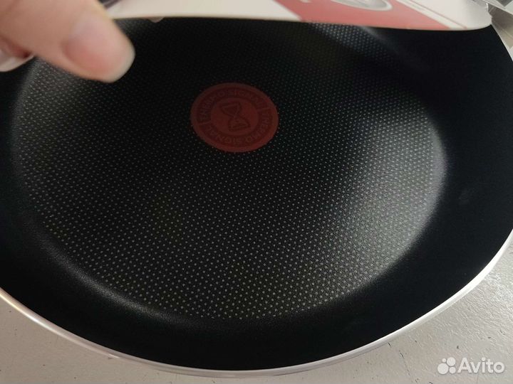 Сковорода tefal 26 см новая