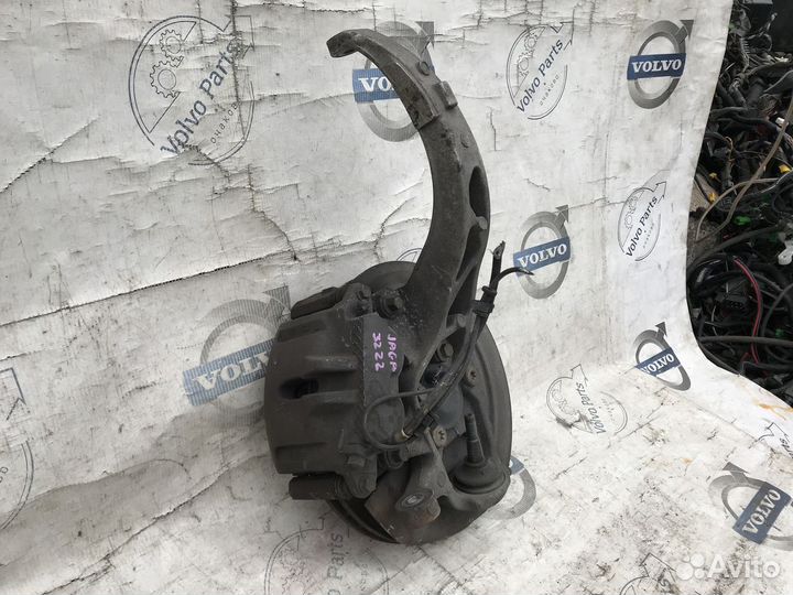 Кулак поворотный передний левый Jaguar XJ (X350) v