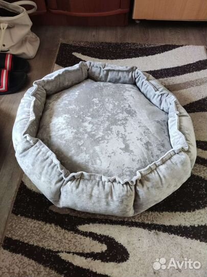 Лежанка для собак