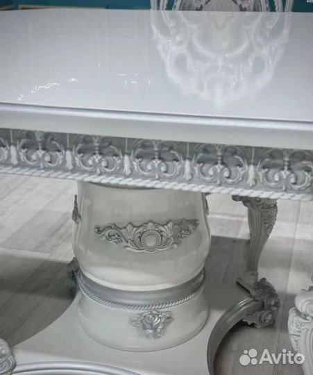 Стол для кухни со стульями