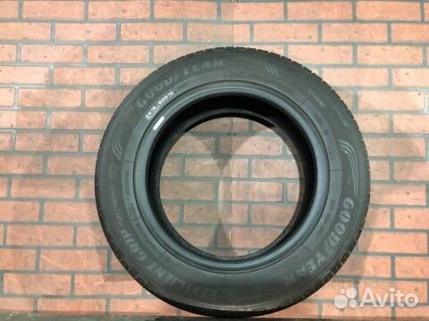 Goodyear EfficientGrip 215/60 R16 95H