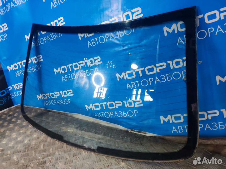 Стекло заднее Kia Rio 3