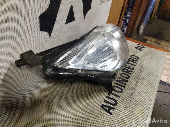 Фара правая Ford c max 2 AM51-13W029-AE