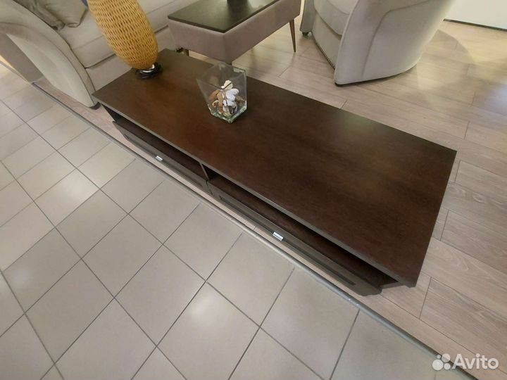 Тумба под телевизор