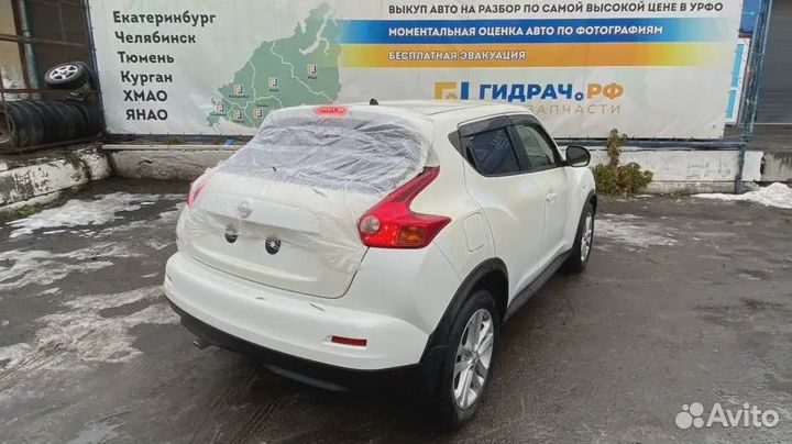 Крышка зеркала внутренняя правая Nissan Juke (YF15) 80292-1KA0A