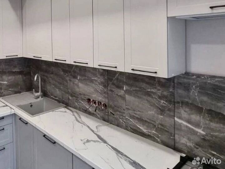 Кухня в потолок в наличии Ростов