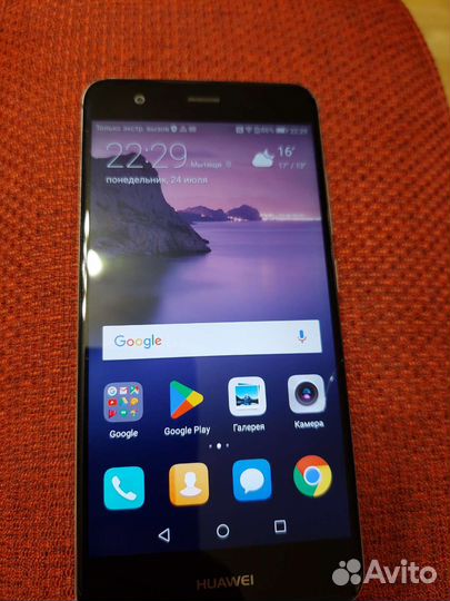 Телефон Huawei nova