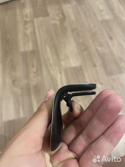 Держатель для телефона в машину