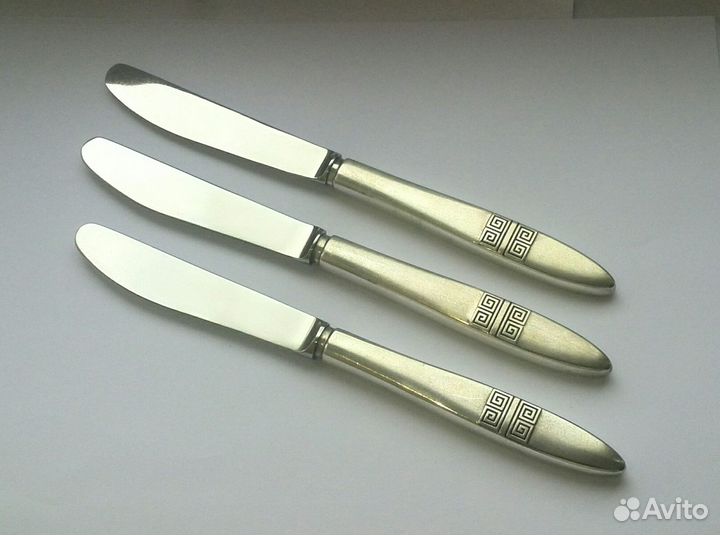 Серебряные столовые ножи Меандр СССР серебро