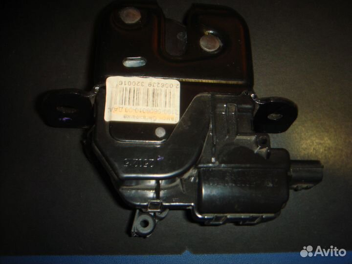 Замок багажника LADA 2190 granta с электроприводом