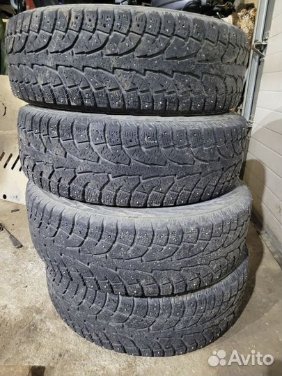 Hankook Winter I'Pike 225/65 R17 102T