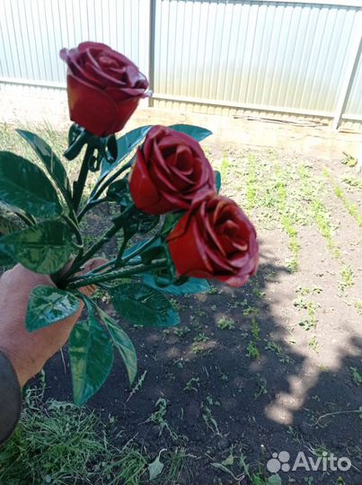 Кованые розы
