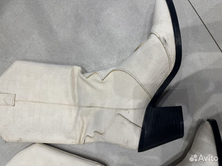 Казаки белые stradivarius