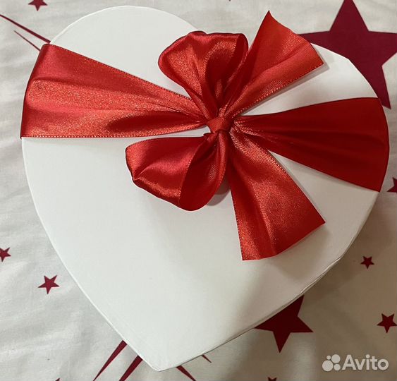 Букет роз из отласных лент в коробках