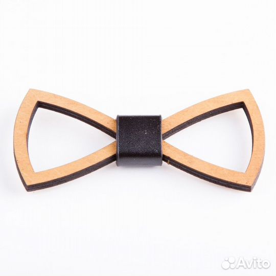 Галстук-бабочка из дерева