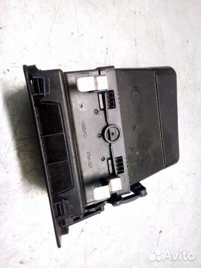 Дефлектор воздушный левый Ford C-Max 1.8 qqdb 2005