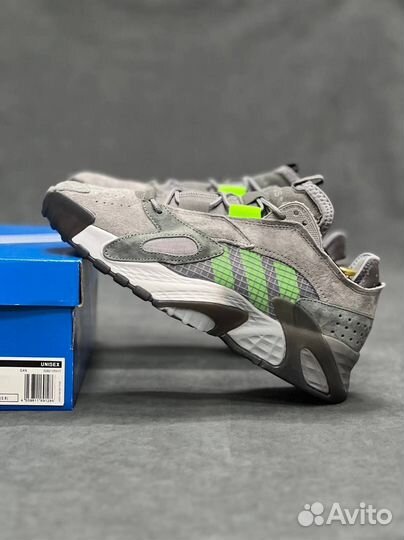 Кроссовки adidas streetball