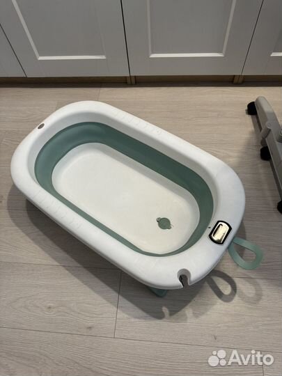 Ванночка для купания новорожденного