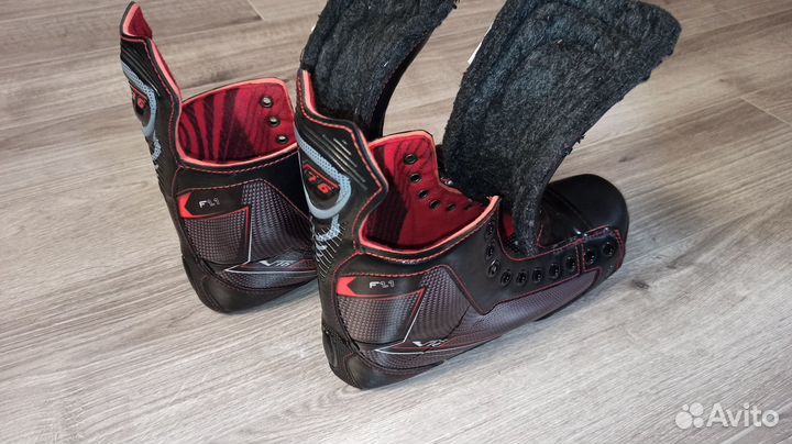 Хоккейные ботинки F1.1 V76 размер 43-44 D