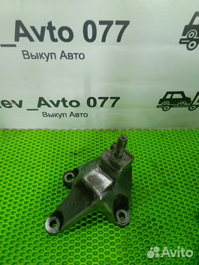 Кронштейн кпп Ford Focus 1 98AB-7M125- CG