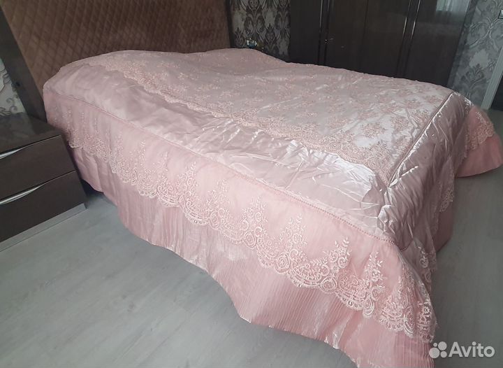 Покрывало на кровать