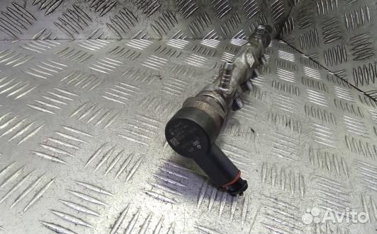 Топливная рампа дизельная skoda octavia A7 (HUK19B