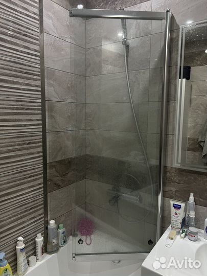 Стеклянная перегородка для ванной kerama marazzi