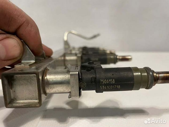 Топливная рейка Bmw 3 E90 седан 2007