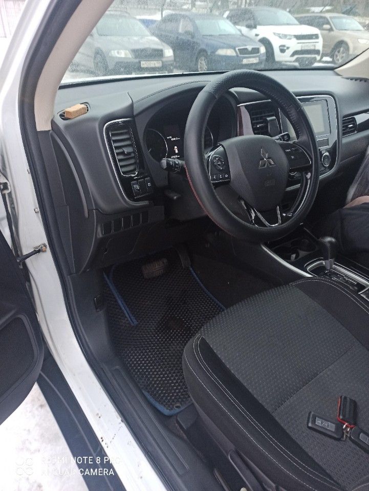Mitsubishi Outlander: фото владельца
