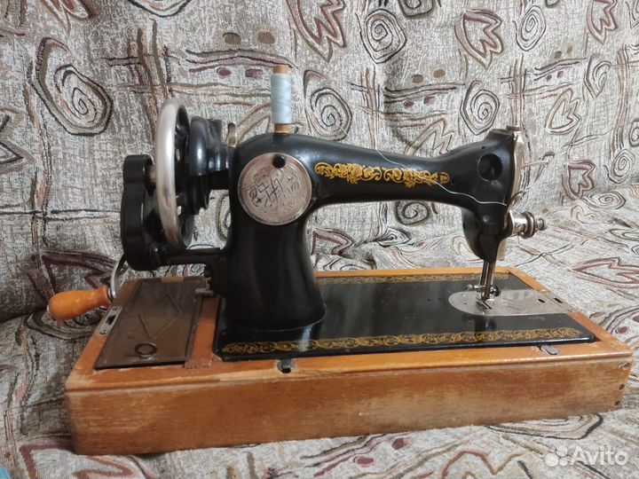Советская швейная машина