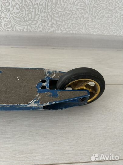 Трюковой самокат