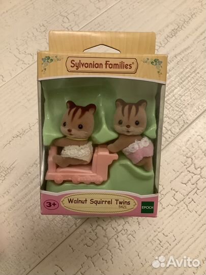 Новый Набор Sylvanian Families Белки-двойняшки 542