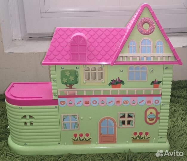 Домик, замок